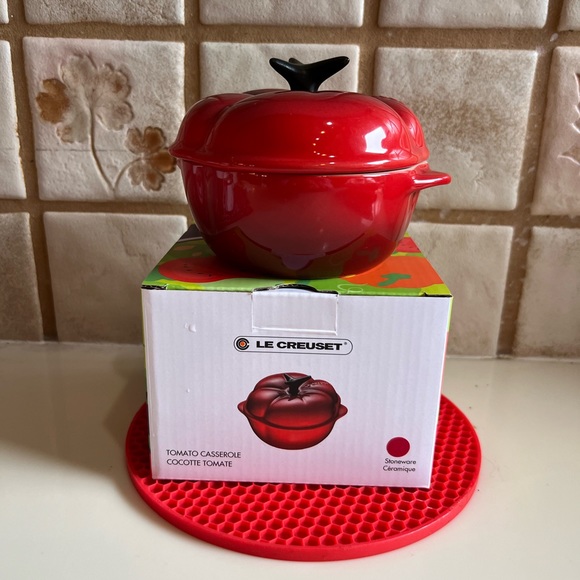 Le Creuset Kitchen Le Creuset Tomato Casserole Stoneware Harvest